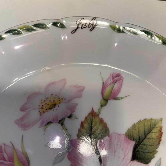 Printemps American Atelier 8” Plate "July" Gold Rim #5815 - Picture 4 of 7